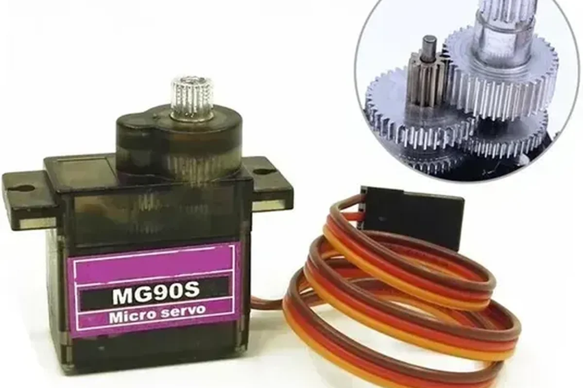 Сервопривід Servo Motor MG90S 180°, цифровий, металевий редуктор, для FPV дронів